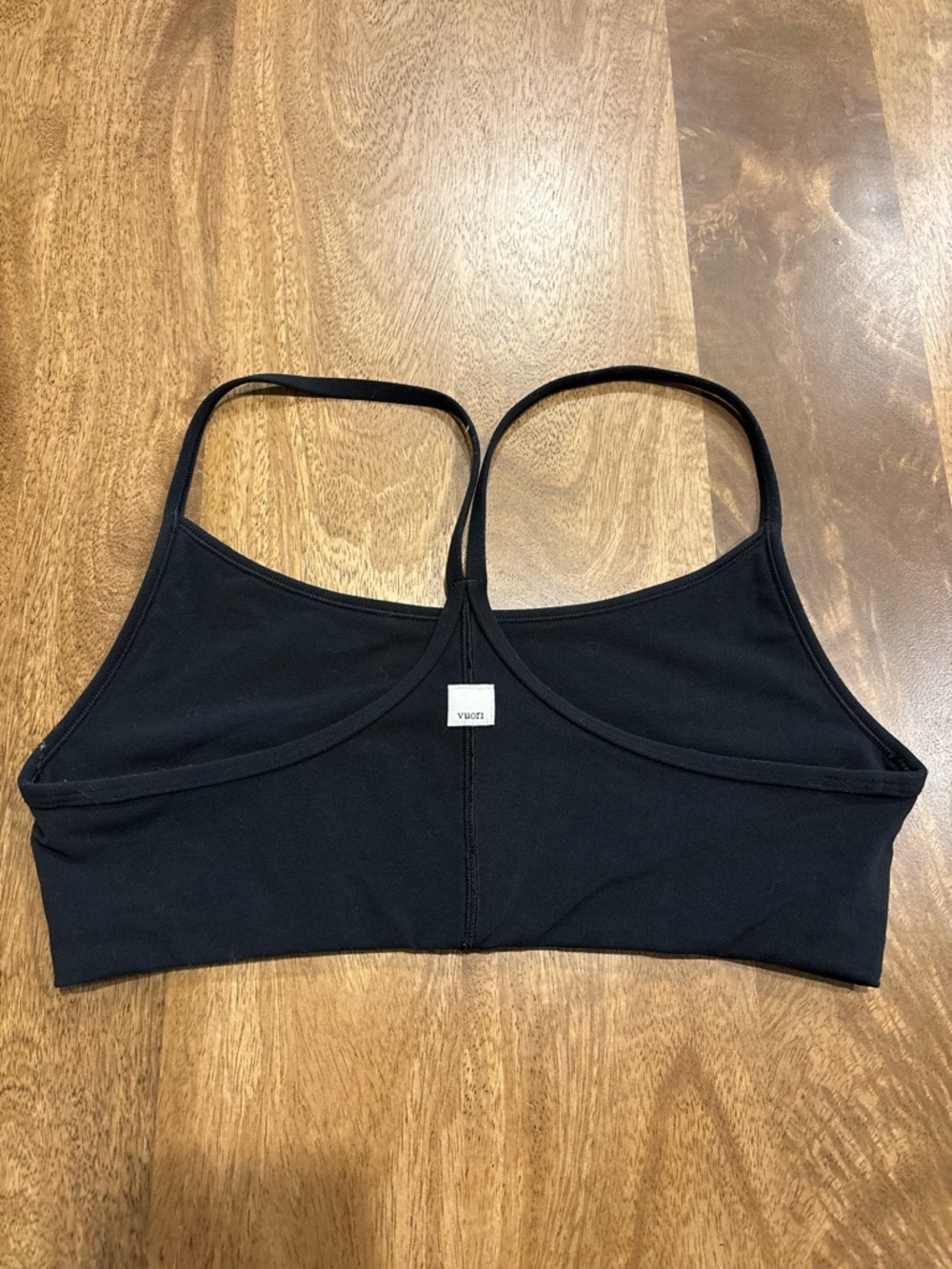 Vuori sports bra